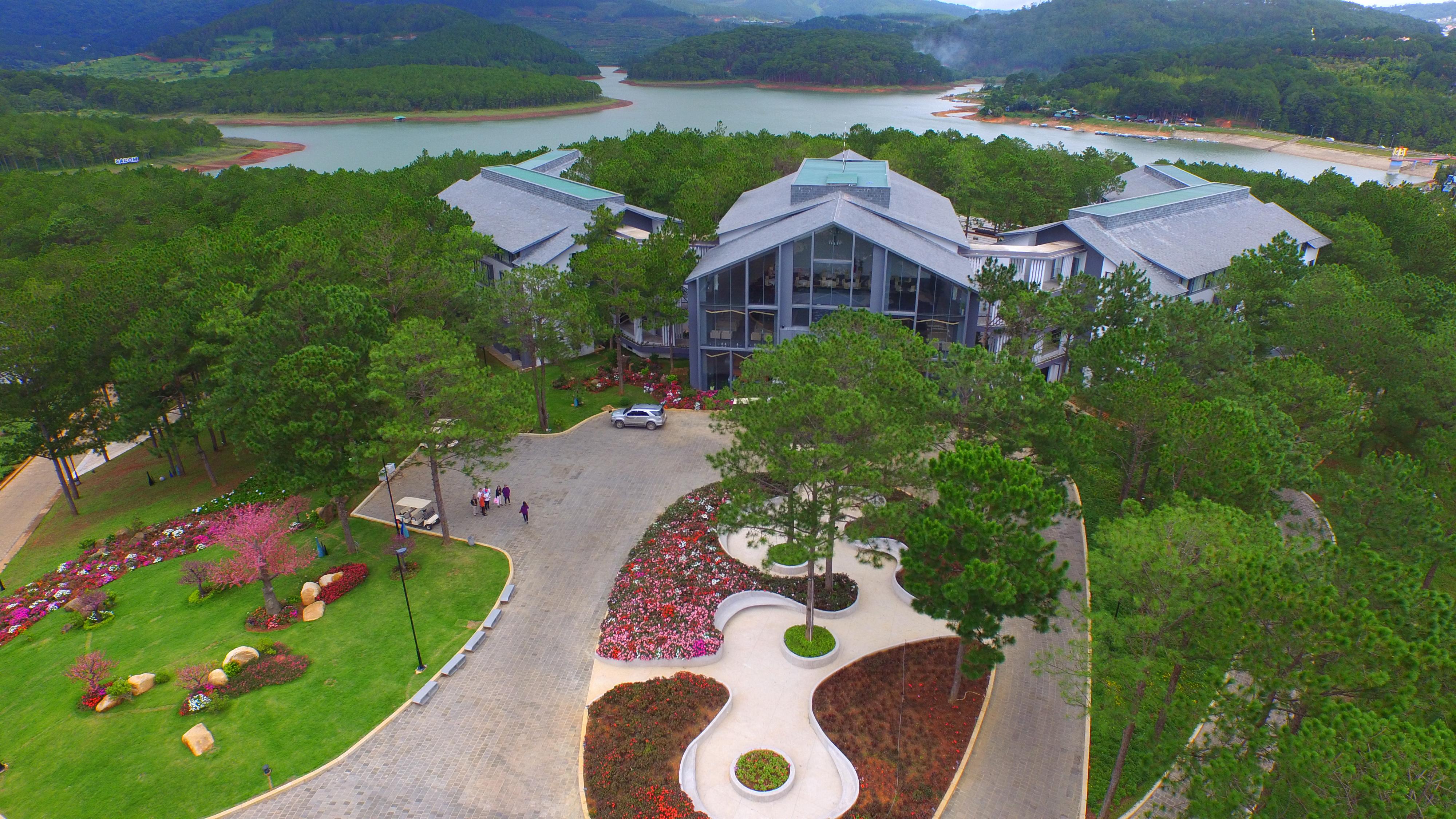 Terracotta Hotel & Resort Dalat Da Lat Exterior foto