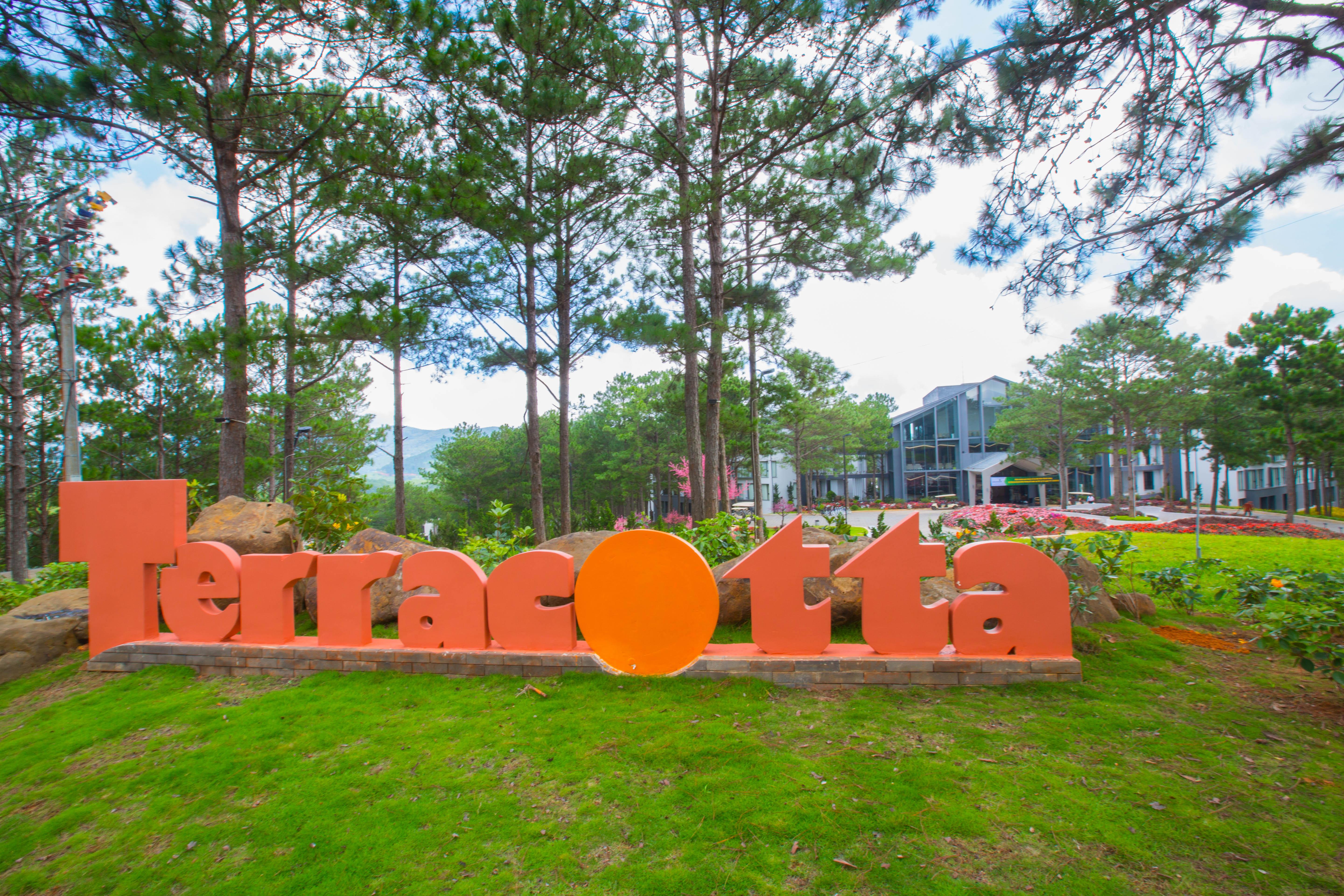 Terracotta Hotel & Resort Dalat Da Lat Exterior foto