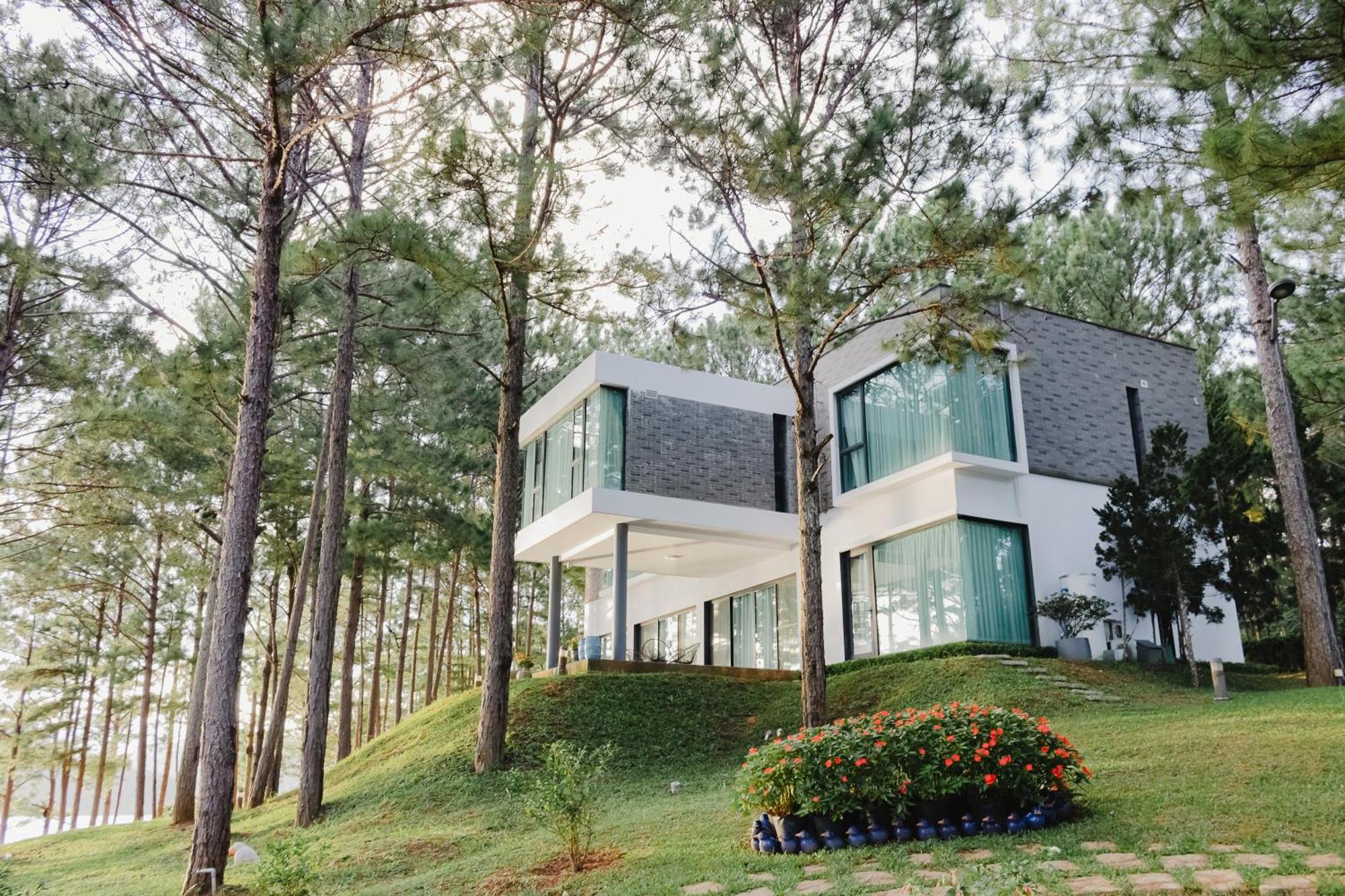 Terracotta Hotel & Resort Dalat Da Lat Exterior foto
